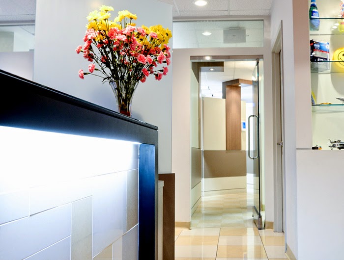Caplash dentist